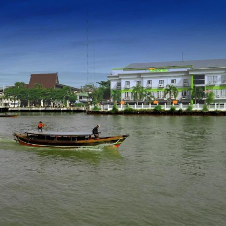 Hotel Victoria River View Банджермасин Екстериор снимка