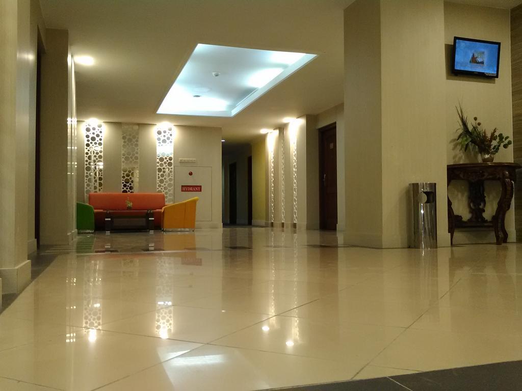 Hotel Victoria River View Банджермасин Екстериор снимка