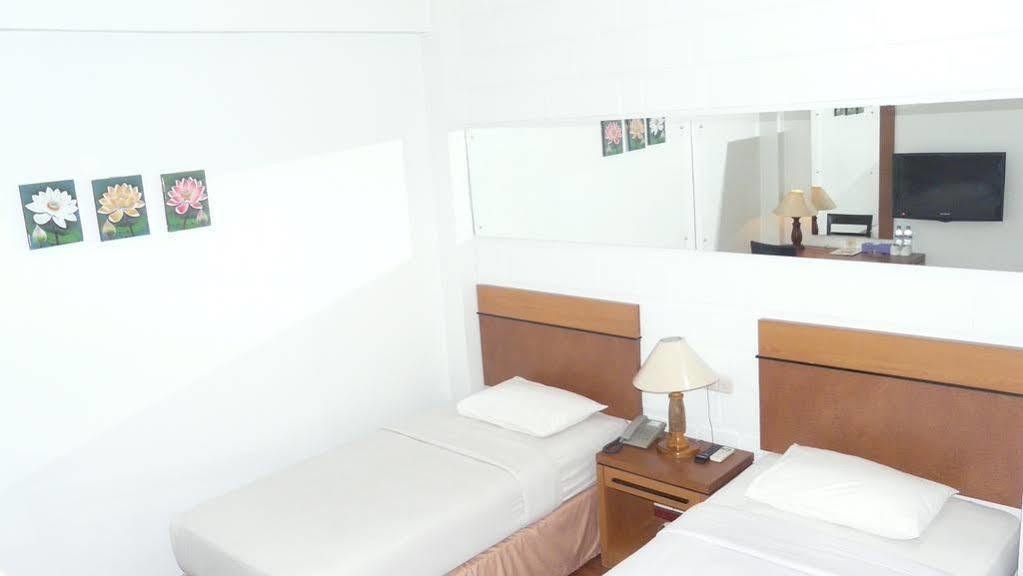 Hotel Victoria River View Банджермасин Екстериор снимка
